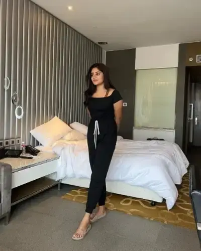 Call Girls Mauganj Cash On Delivery